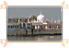 Haji Ali Mosque, Mumbai